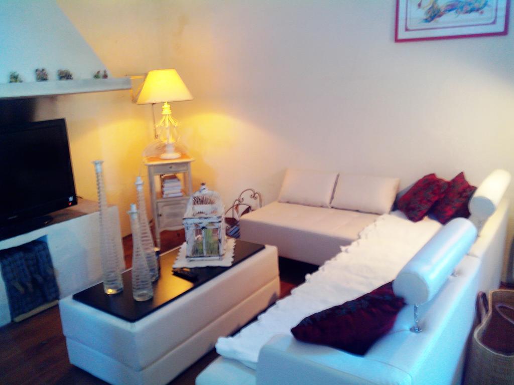Le Clos De La Source Bed and Breakfast Le Bousquet-d'Orb Buitenkant foto